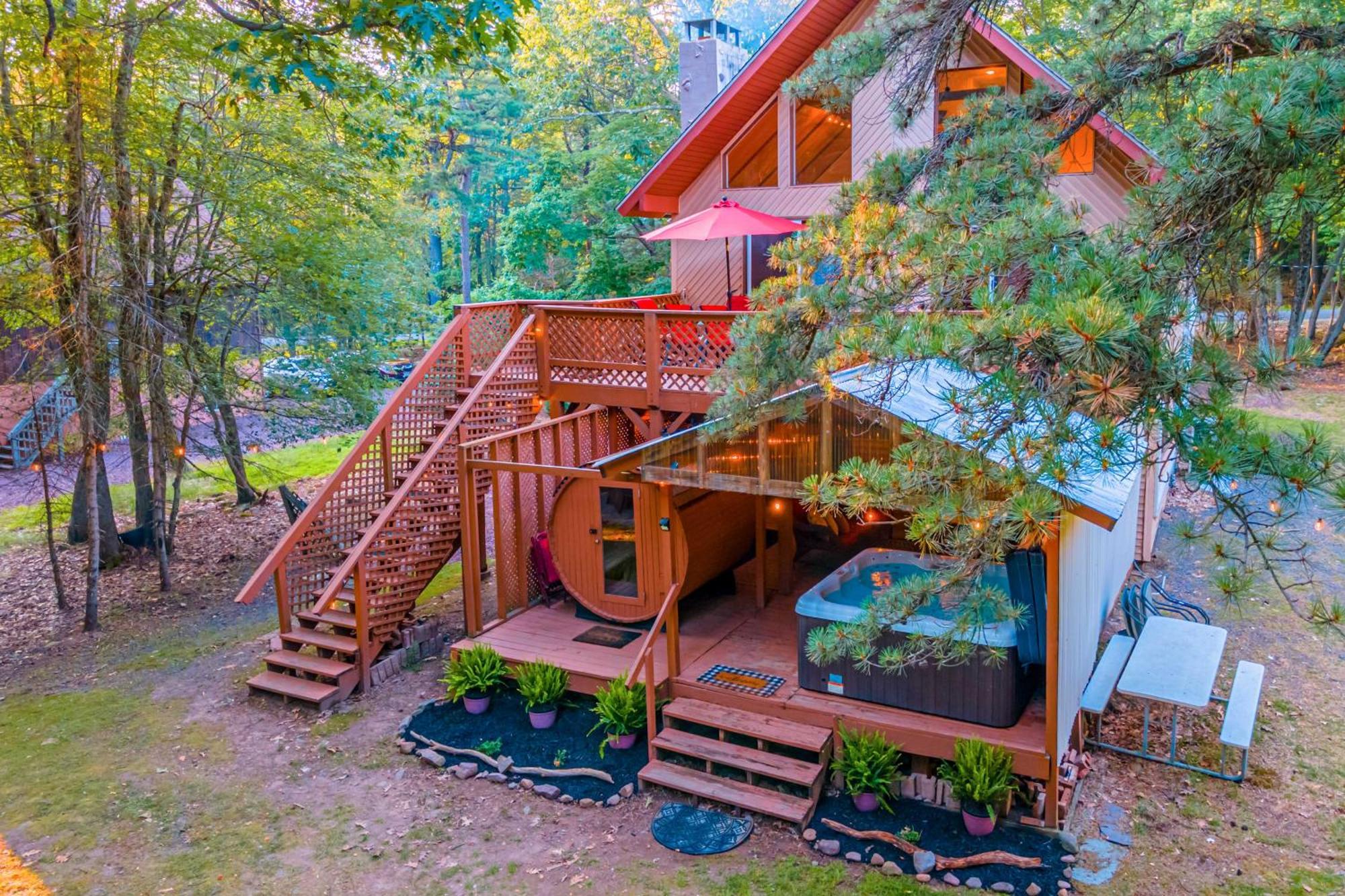 Poconos Ski Retreat With Sauna, Hot Tub, And Game Room Lake Harmony Buitenkant foto
